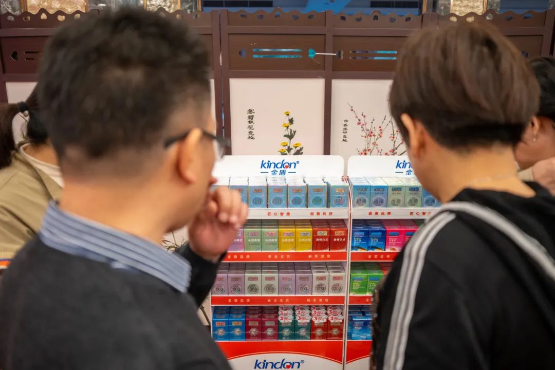 連鎖藥店避孕套選品突圍：告別“大牌不賺錢、雜牌賣不動”困局1.jpg