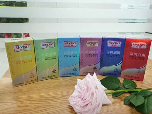 用避孕套有什么副作用嗎?(圖2) 用避孕套有什么副作用嗎?(圖2)